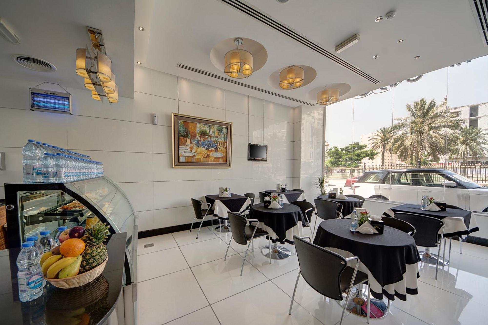 Rayan Hotel Corniche Sharjah Exterior foto