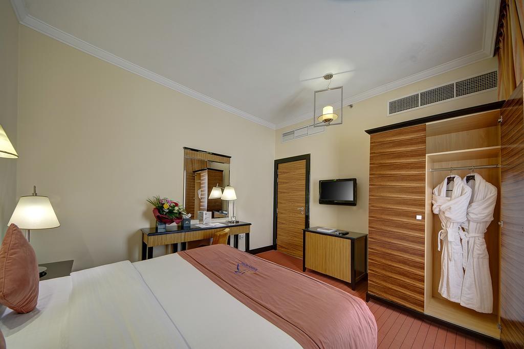 Rayan Hotel Corniche Sharjah Exterior foto